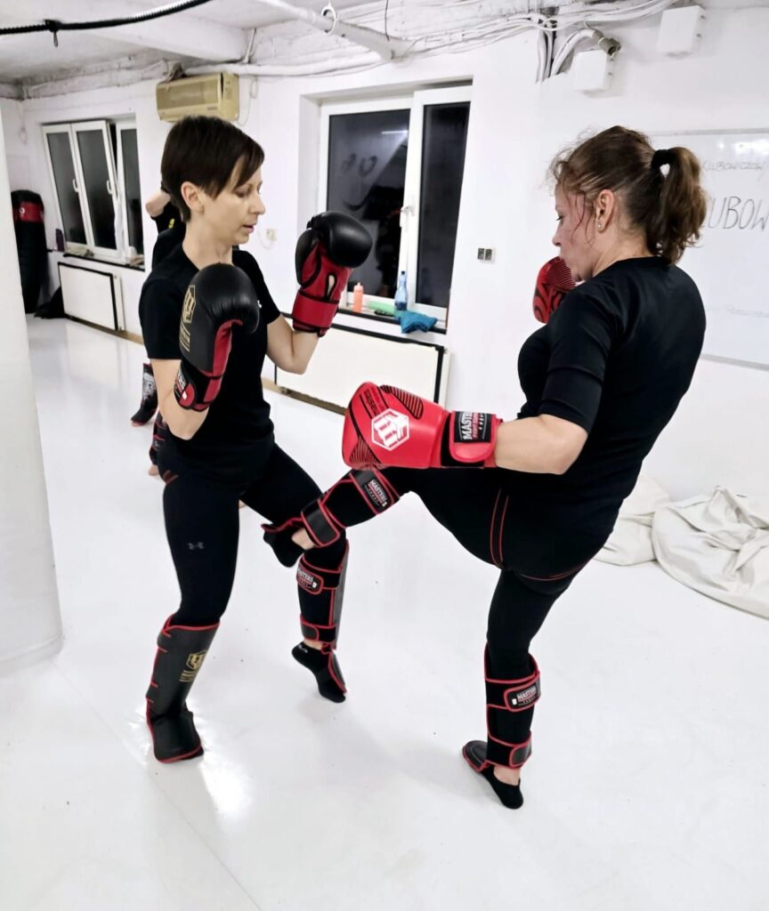 Kickboxing dla kobiet Białołęka grupa początkująca
